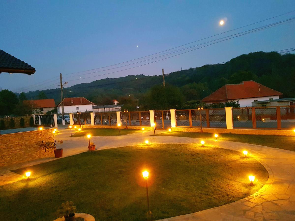 Pensiunea Campia Soarelui Apa Neagră Exterior foto